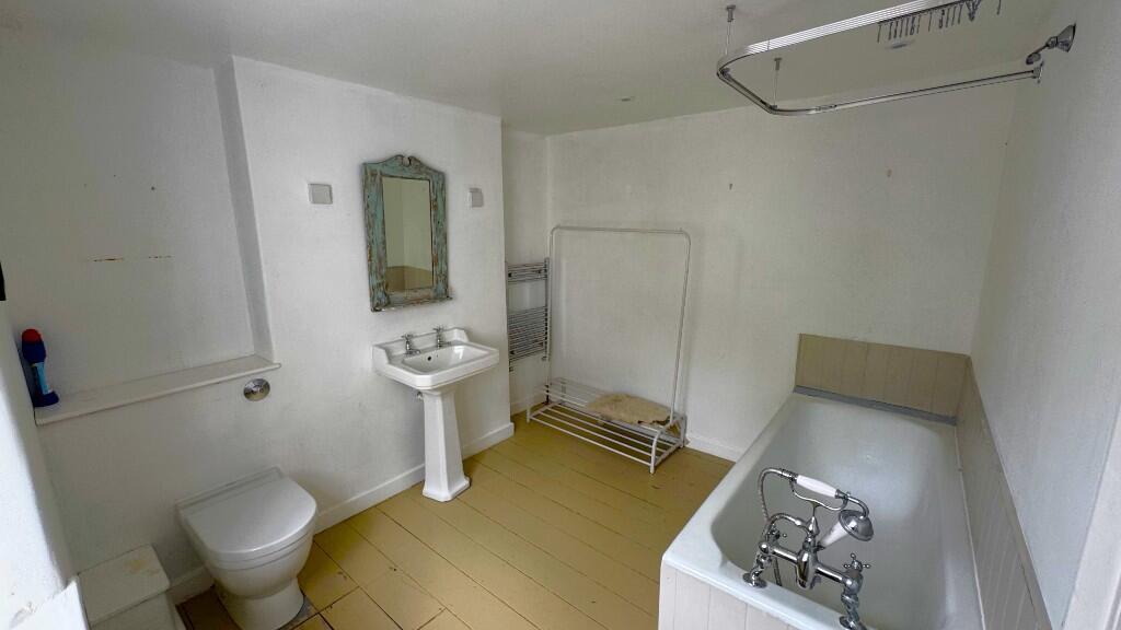 Additional image 7 of High Street, Bruton, Somerset, BA10 0AW