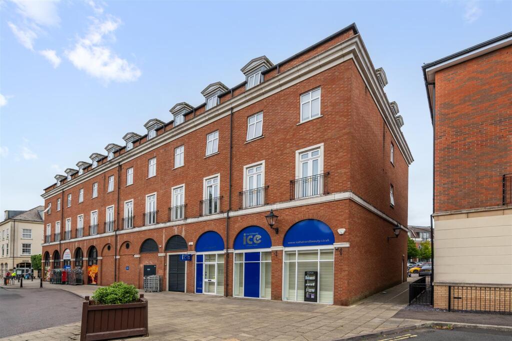 Additional image 12 of Main Street, Dickens Heath, Shirley