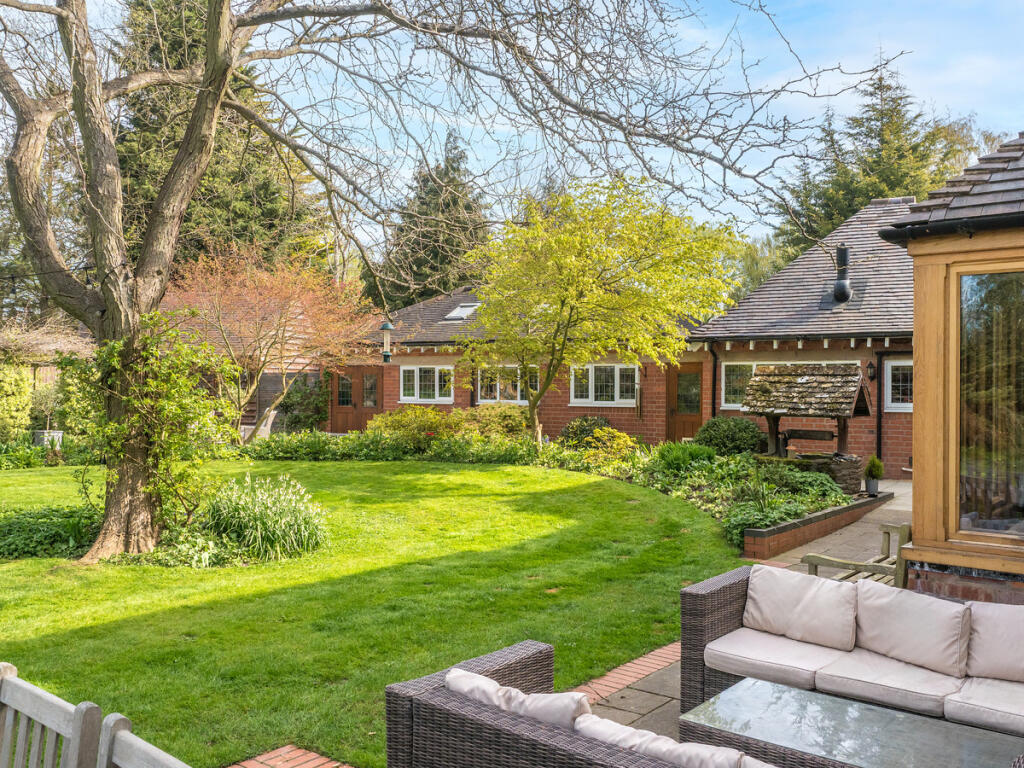 Additional image 31 of Clearwell House, Nearly 2 Acres, No Chain