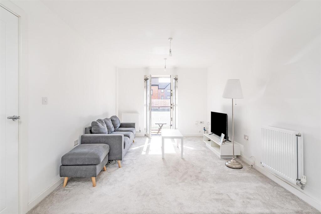 Additional image 5 of Newman Square, Shirley