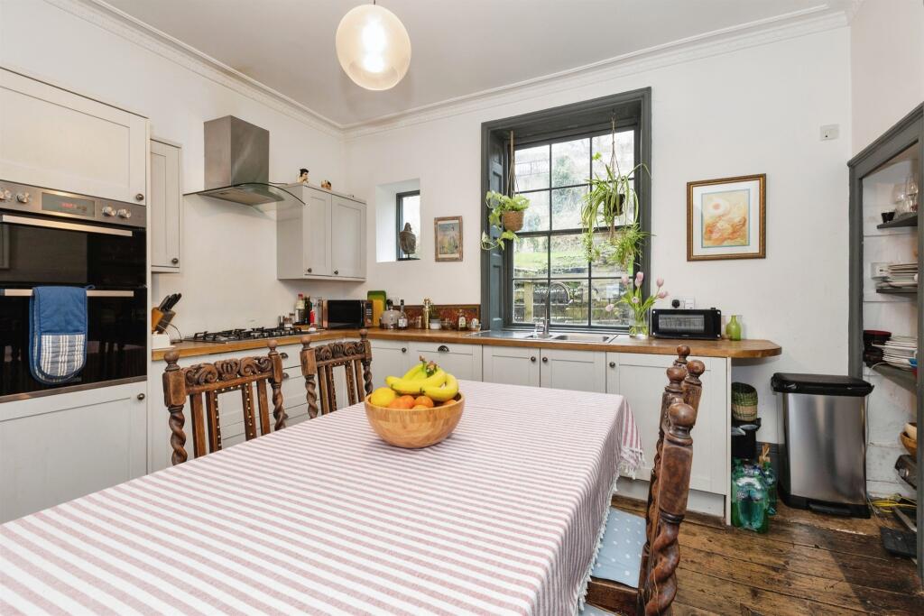 Additional image 3 of Bath