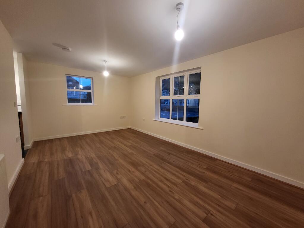 Additional image 7 of Sandalwood Road, WESTBURY