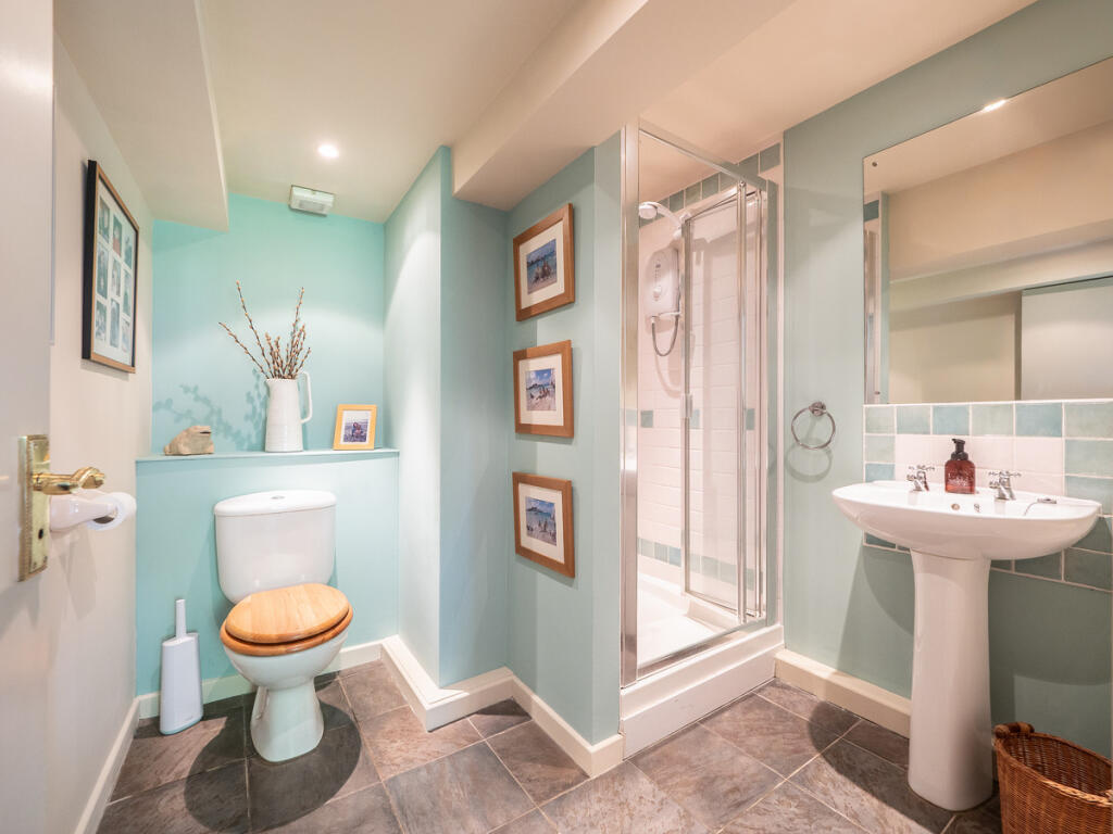 Additional image 18 of Clearwell House, Nearly 2 Acres, No Chain