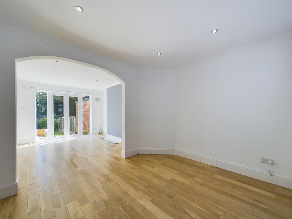 Additional image 4 of Lode Lane Solihull