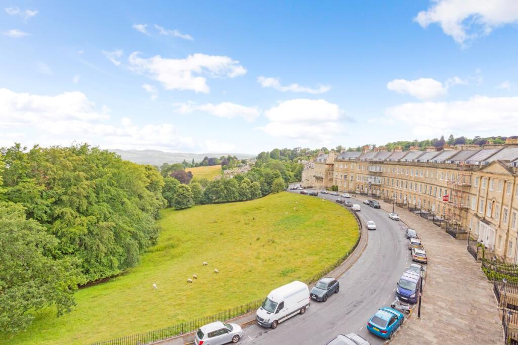 Additional image 3 of Flat 5, 3 Lansdown Crescent, Bath, BA1 5EX