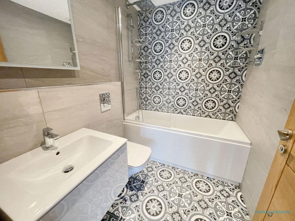 Additional image 4 of Apartment 8 The Elms, High Street, Henley-In-Arden, B95 5AG