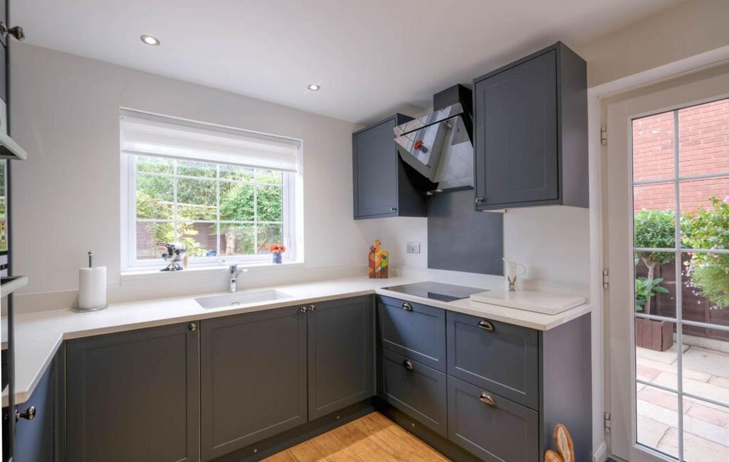 Additional image 7 of Thornbury Lane, Redditch, B98