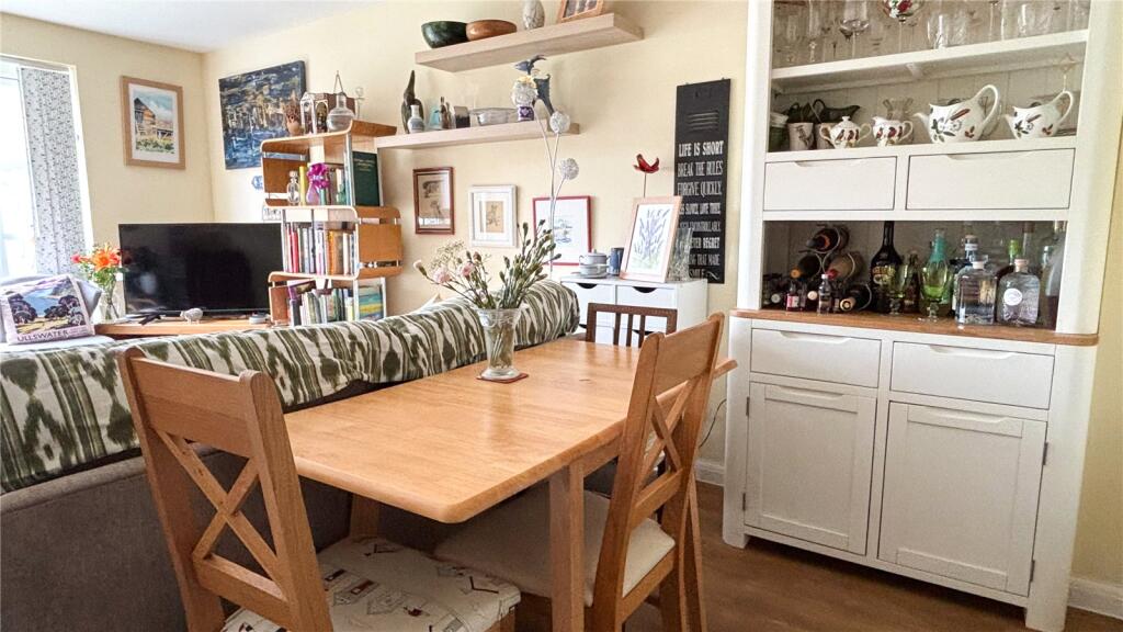 Additional image 20 of Athelney Avenue, Westbury