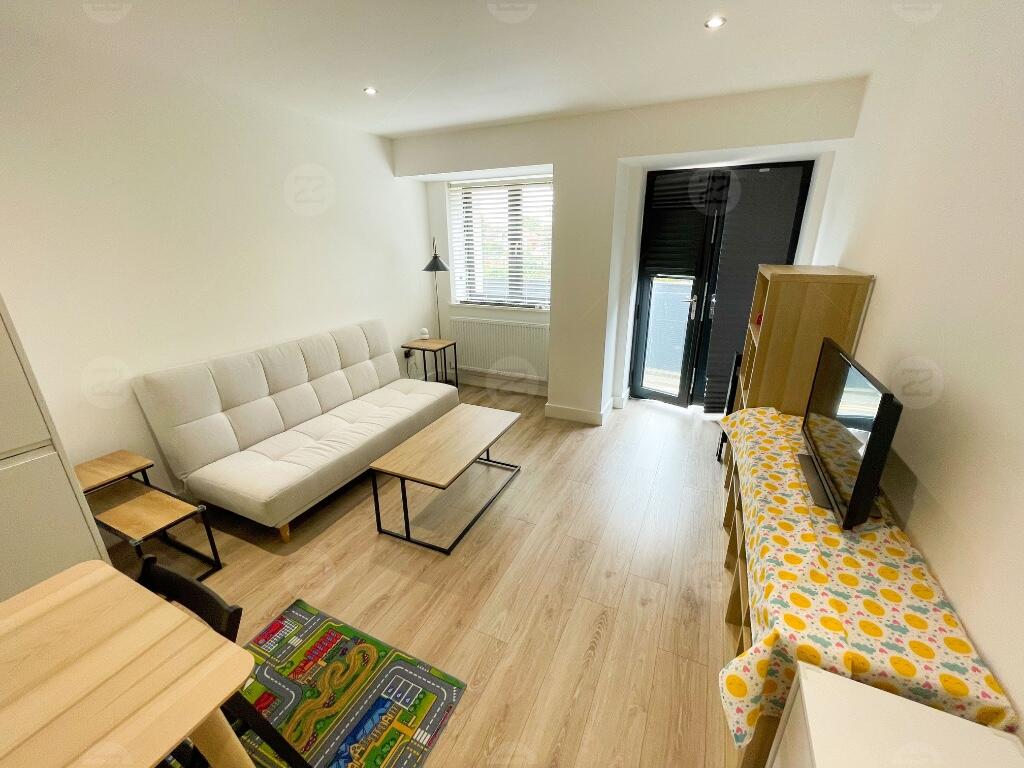 Property image for Broadoaks, 548 Streetsbrook Road, Solihull, West Midlands, B91 1US