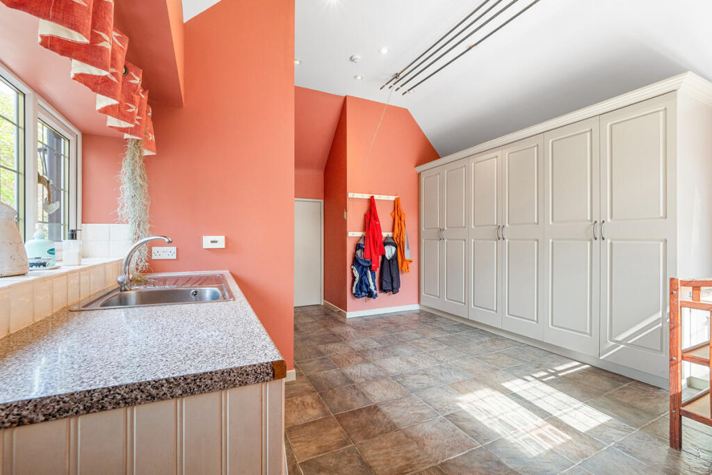 Additional image 8 of Clearwell House, Nearly 2 Acres, No Chain