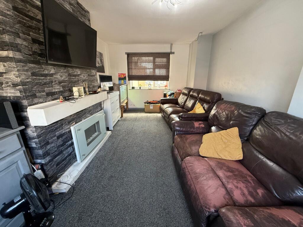 Additional image 4 of Hillcrest Road, Yeovil, Somerset, BA21 4RB