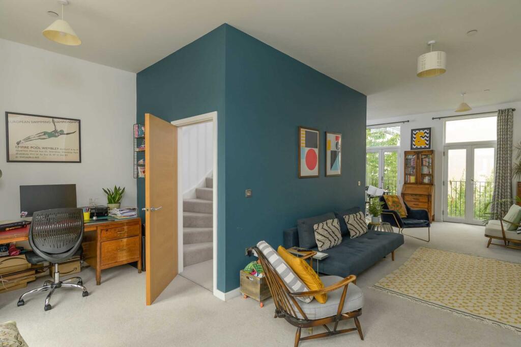 Additional image 10 of Stothert Avenue, Riverside