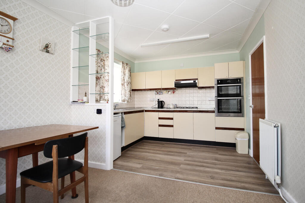 Additional image 5 of Oriel Road, Street