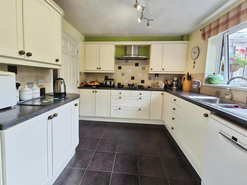 Additional image 14 of Akeman Close, Yeovil