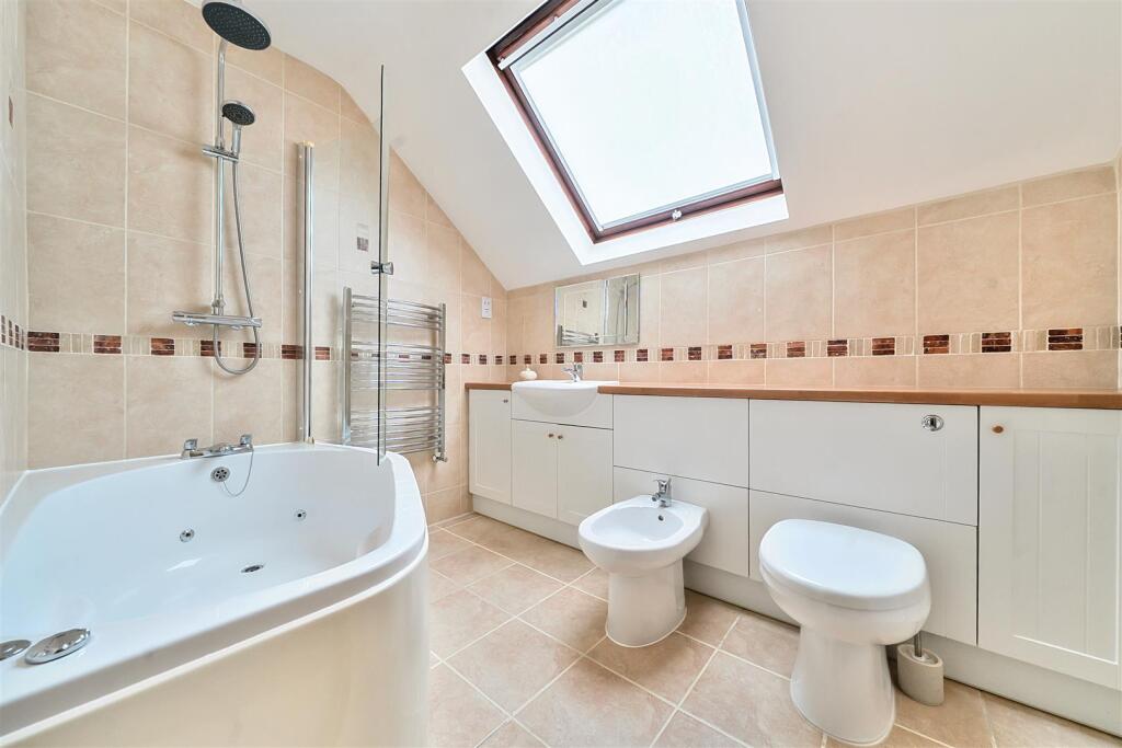 Additional image 11 of Lyatts, Hardington Moor, Yeovil