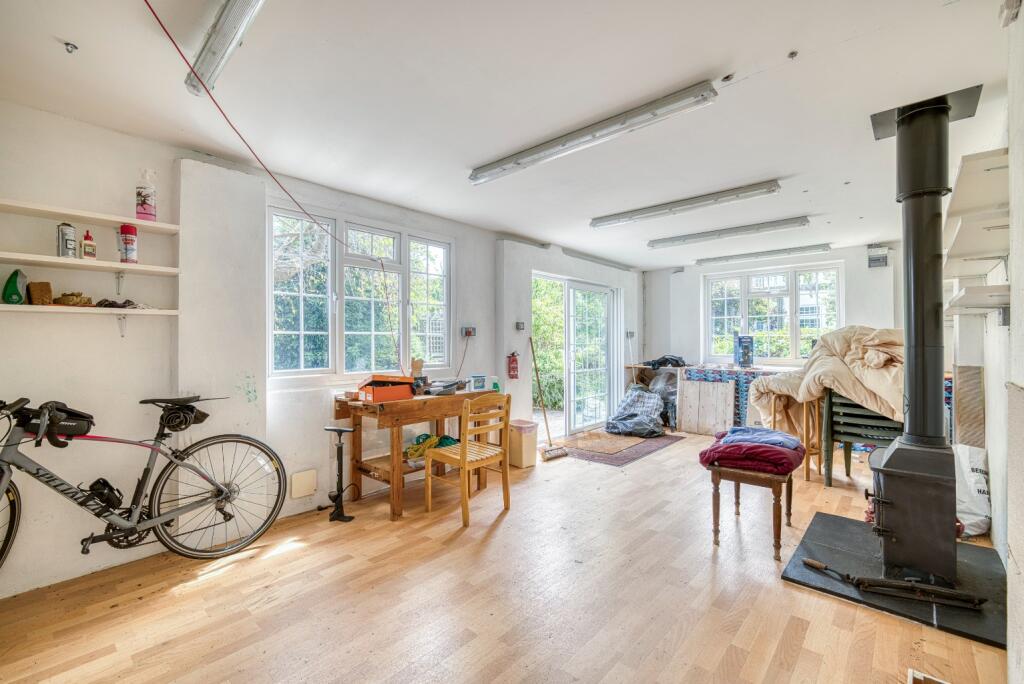 Additional image 32 of Somerton Road, Street