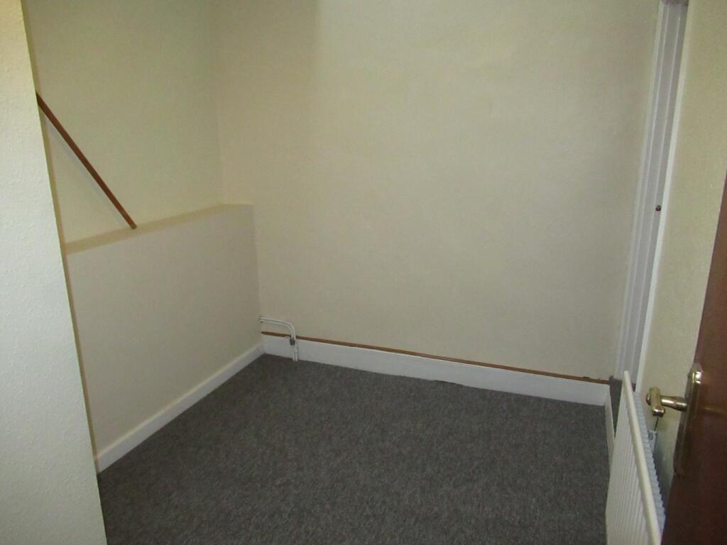 Additional image 13 of West End, Street