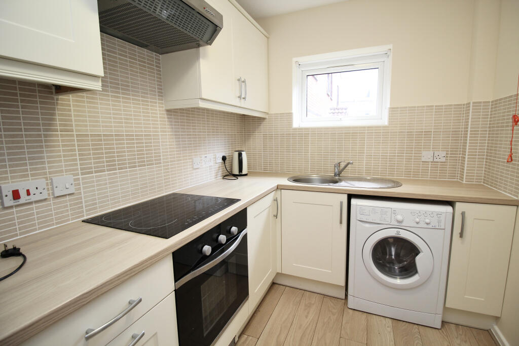 Additional image 6 of Orchard Court, Street