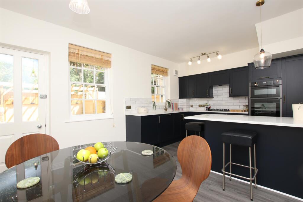 Additional image 5 of Oak Street, Bath, BA2