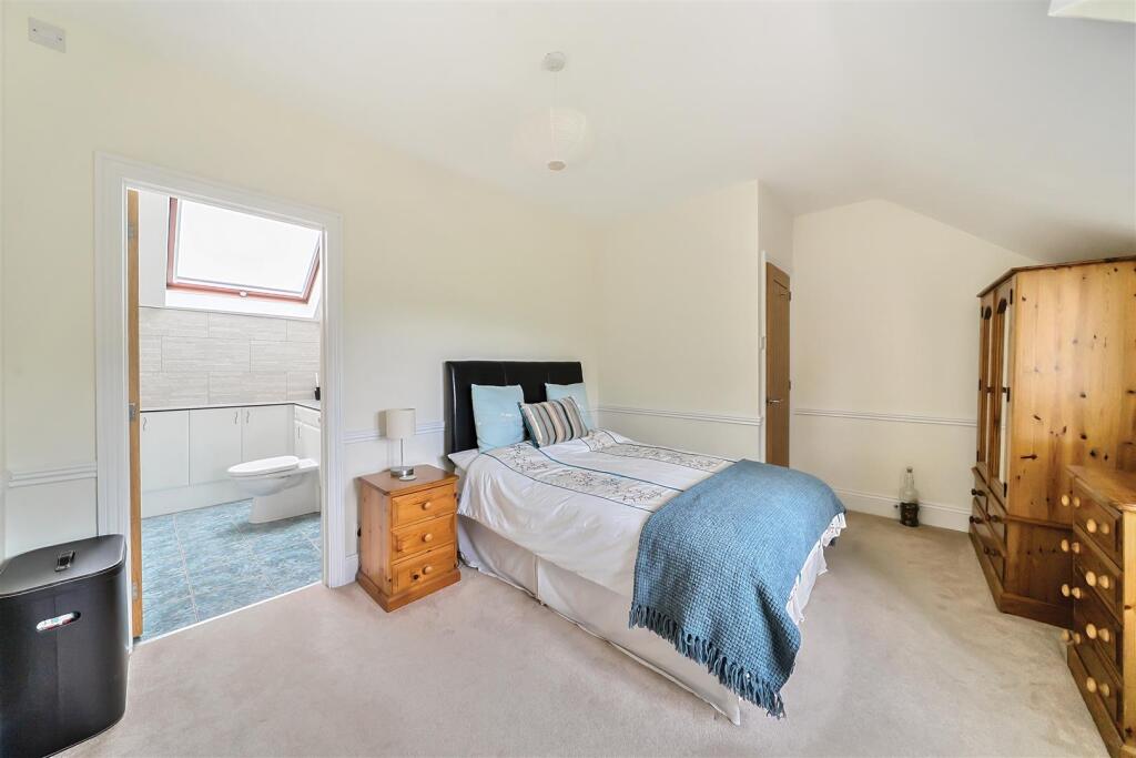 Additional image 10 of Lyatts, Hardington Moor, Yeovil