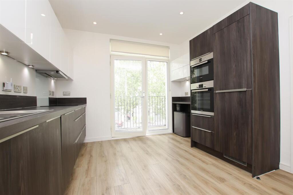 Additional image 4 of The Mews, Victoria Bridge Road, Bath, BA2