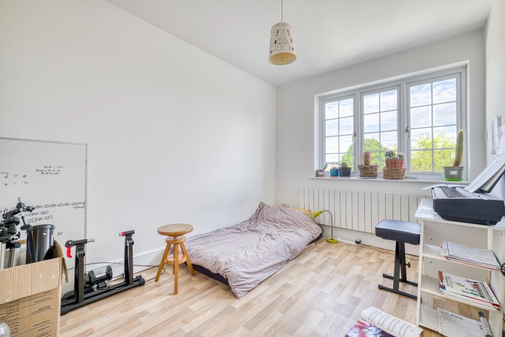 Additional image 20 of Somerton Road, Street