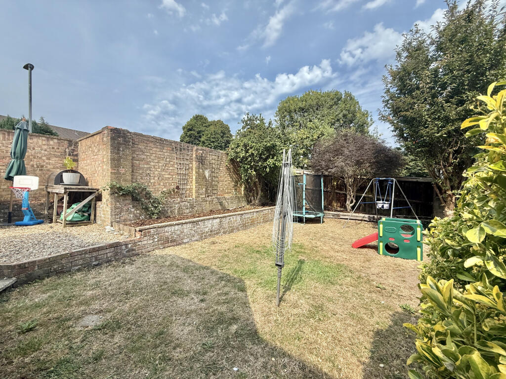 Additional image 27 of Lime Tree Avenue, Yeovil, Somerset
