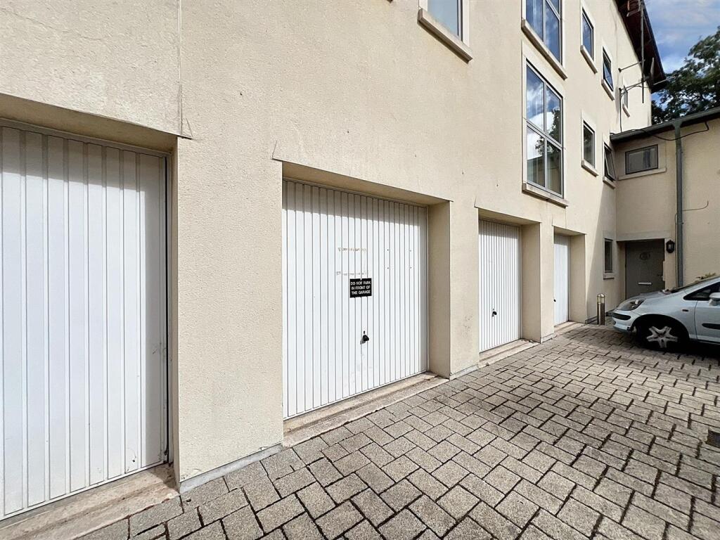 Additional image 4 of St Martins Court