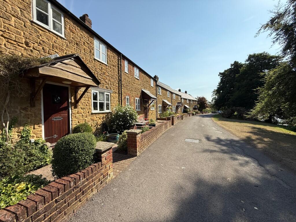 Additional image 20 of Lake Mews, Barwick Park, Yeovil, Somerset, BA22 9TB