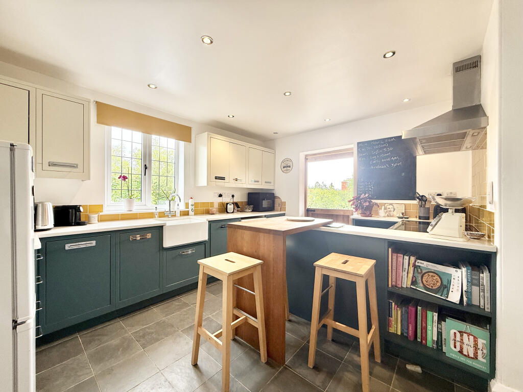 Additional image 4 of Ilchester Road, Yeovil, Somerset
