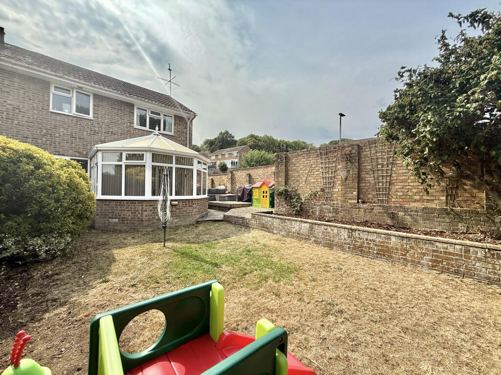 Additional image 28 of Lime Tree Avenue, Yeovil, Somerset