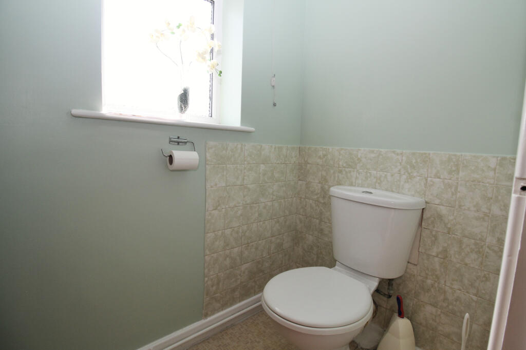 Additional image 10 of Oriel Road, Street