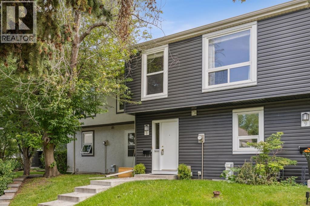 8, 11407 Braniff Road SW|Calgary, Alberta T2W1C5