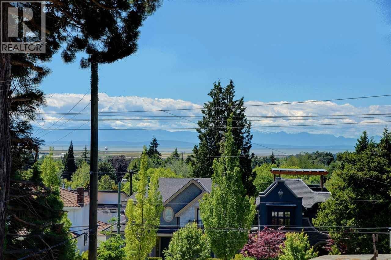 304 1880 W 57TH AVENUE|Vancouver, British Columbia V6P1T7