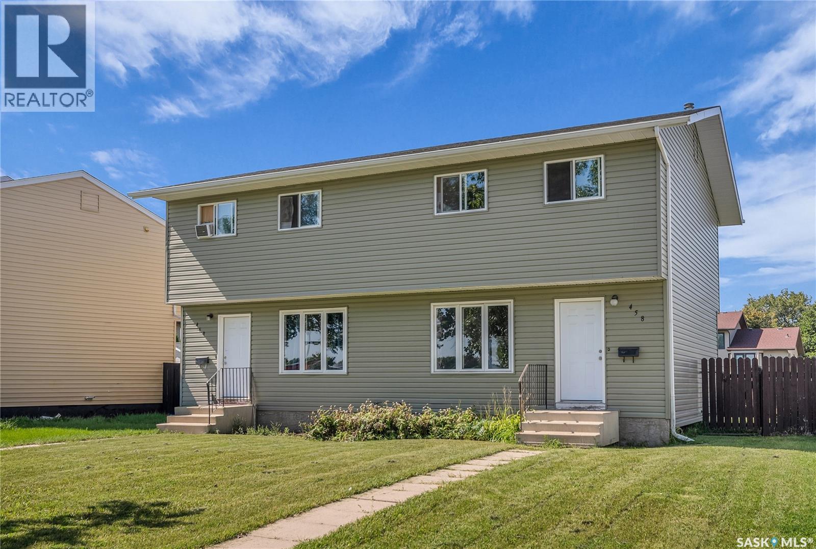 458 & 460 Berini DRIVE|Saskatoon, Saskatchewan S7N3N6