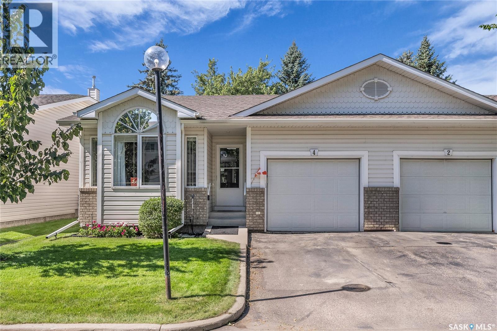 Property image for 4 605 Perehudoff CRESCENT|Saskatoon, Saskatchewan S7N4N7