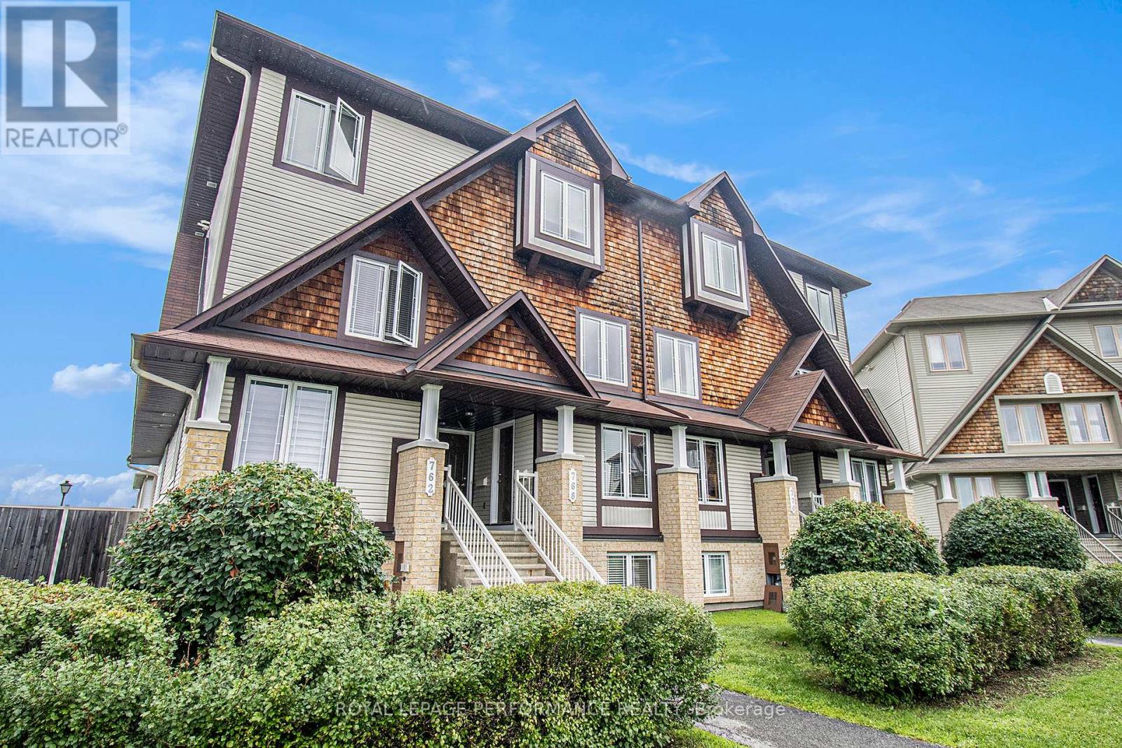 772 LAKERIDGE DRIVE|Ottawa, Ontario K4A0N3