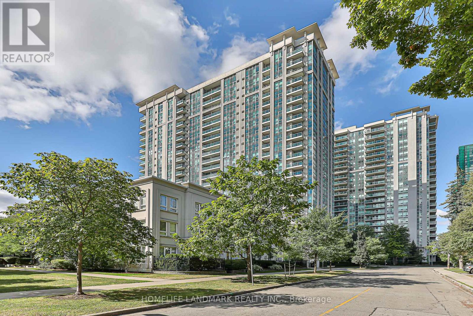 1615 - 17 ANNDALE DRIVE|Toronto (Willowdale East), Ontario M2N2W7