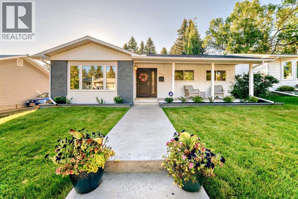 Property image for 9656 Oakhill Drive SW|Calgary, Alberta T2V3W5