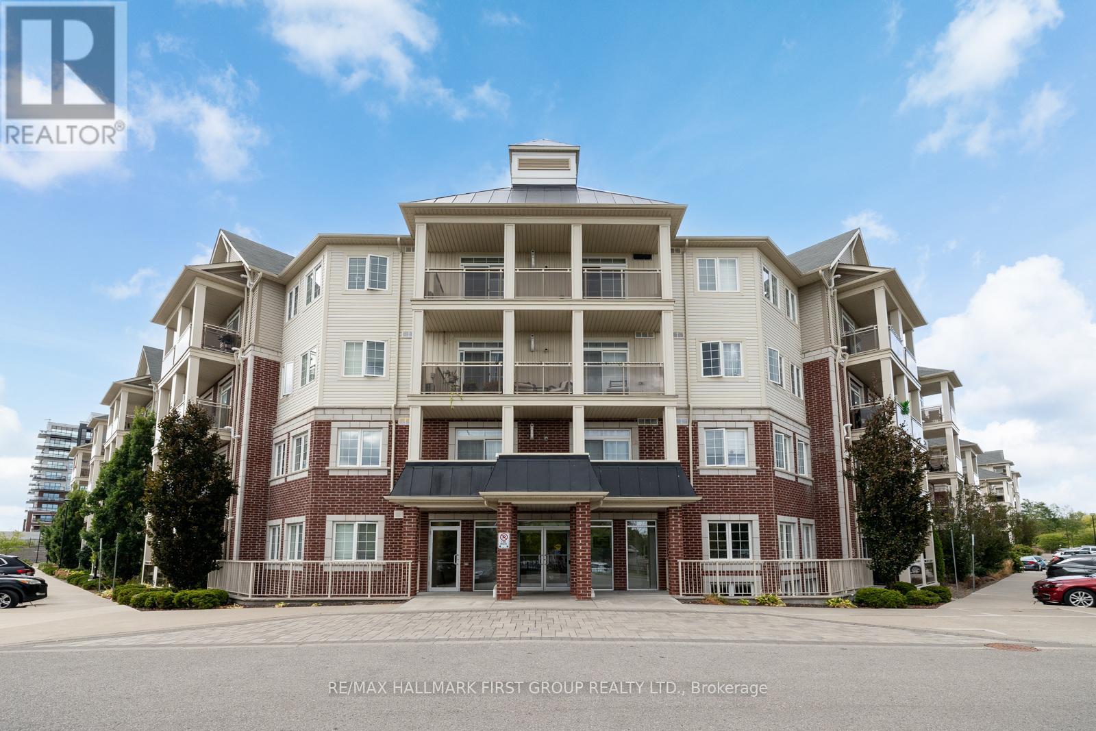 Property image for 221 - 84 ASPEN SPRINGS DRIVE|Clarington (Bowmanville), Ontario L1C0V3