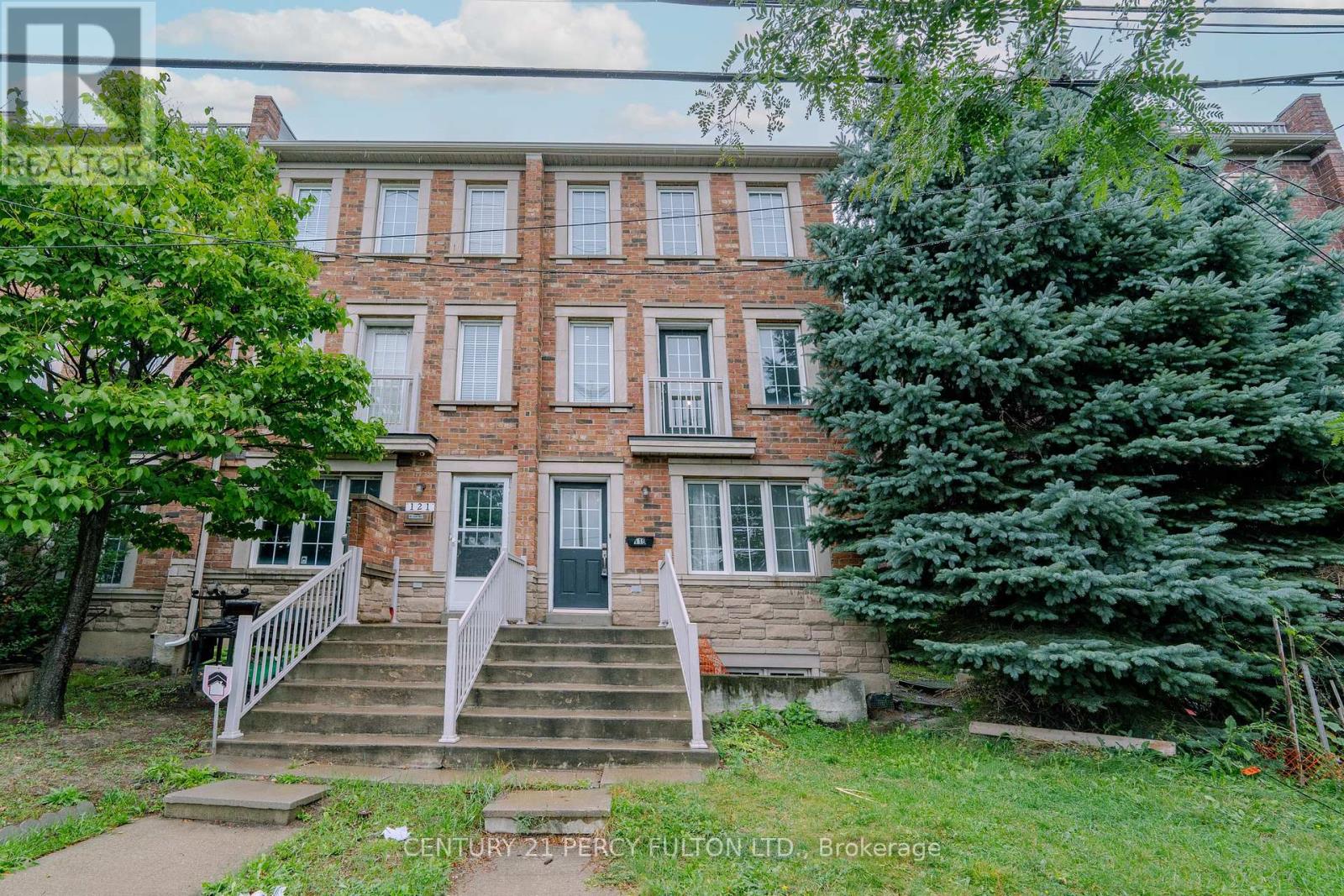 Property image for 119 TORBARRIE ROAD|Toronto (Downsview-Roding-CFB), Ontario M3L1G8
