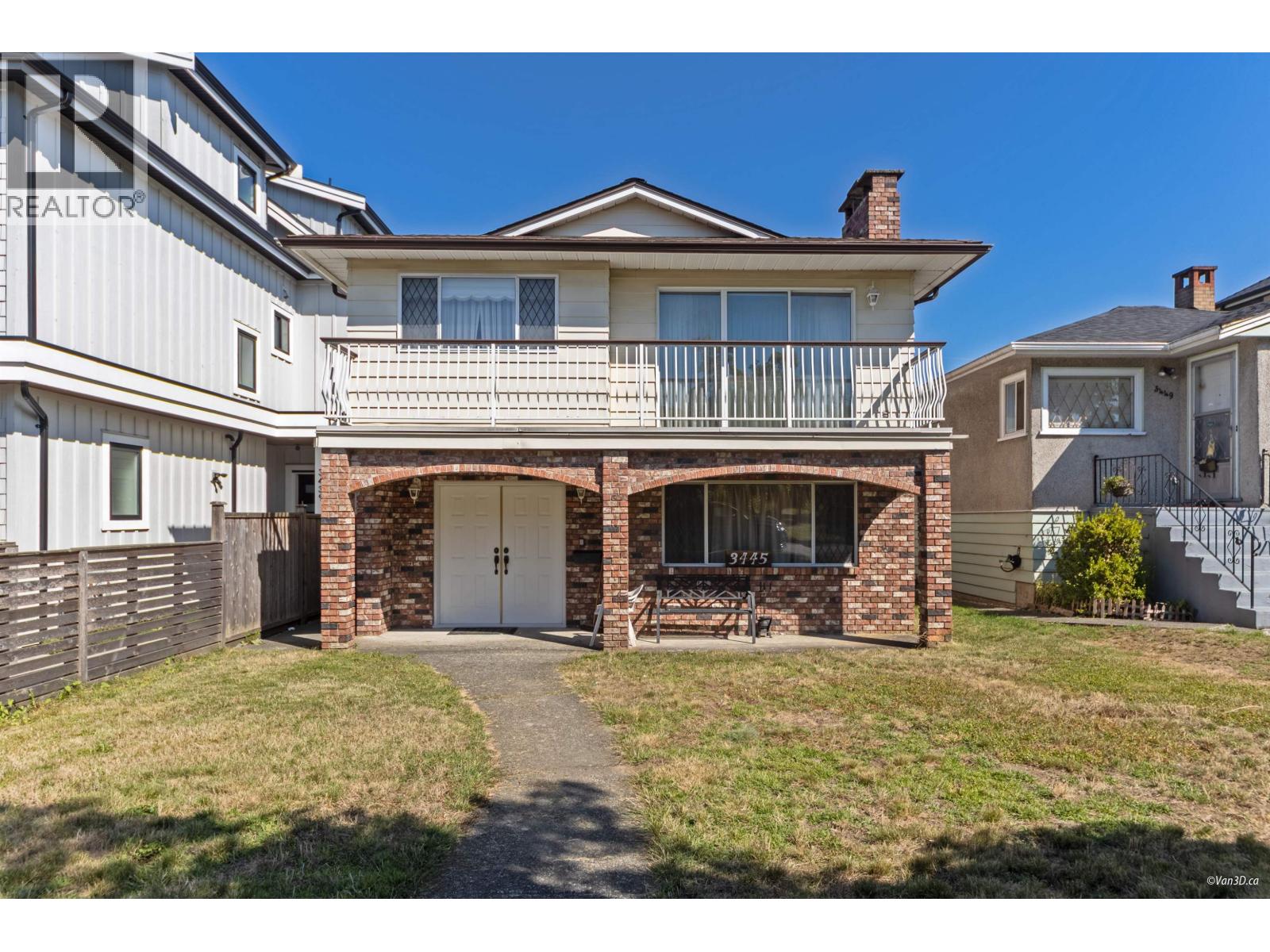 3445 E 24TH AVENUE|Vancouver, British Columbia V5R1G5