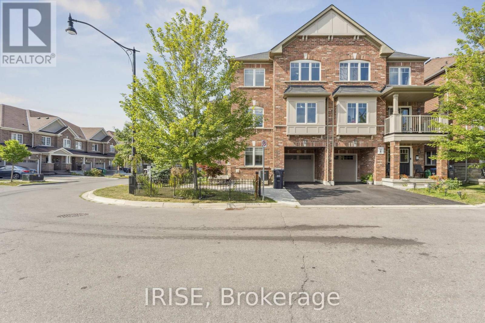 49 GOLDEN SPRINGS DRIVE|Brampton (Northwest Brampton), Ontario L7A0C7