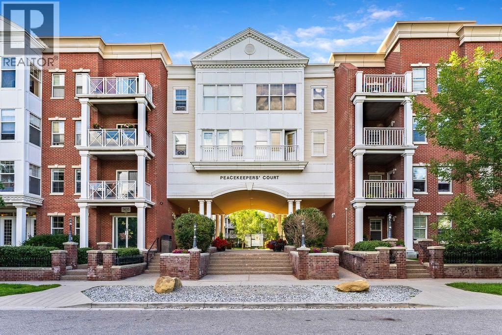 3305, 5605 Henwood Street SW|Calgary, Alberta T3E7R2