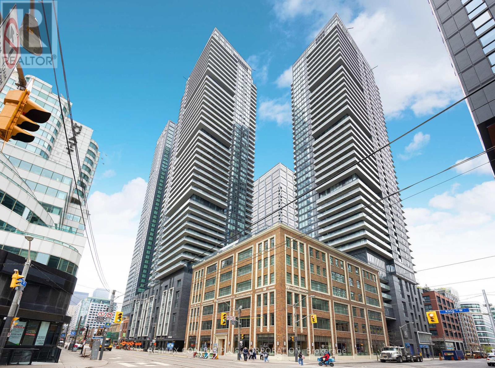 5303 - 125 BLUE JAYS WAY|Toronto (Waterfront Communities), Ontario M5V0N5