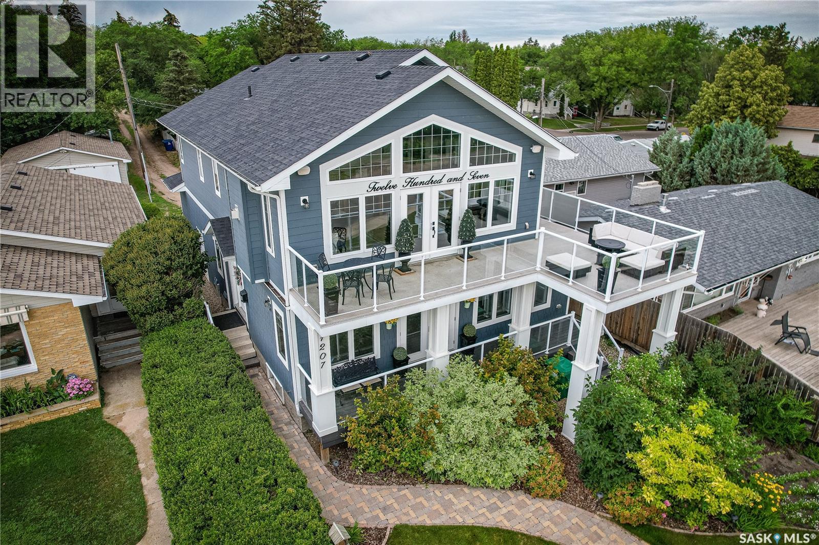 1207 Spadina CRESCENT W|Saskatoon, Saskatchewan S7M1P4