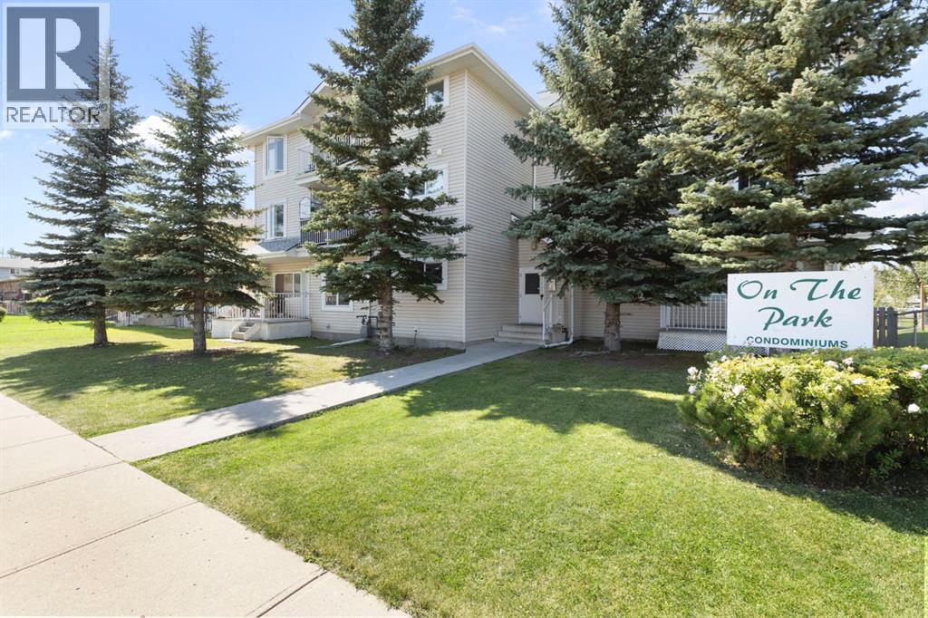 302, 4327 75 Street NW|Calgary, Alberta T3B2M7