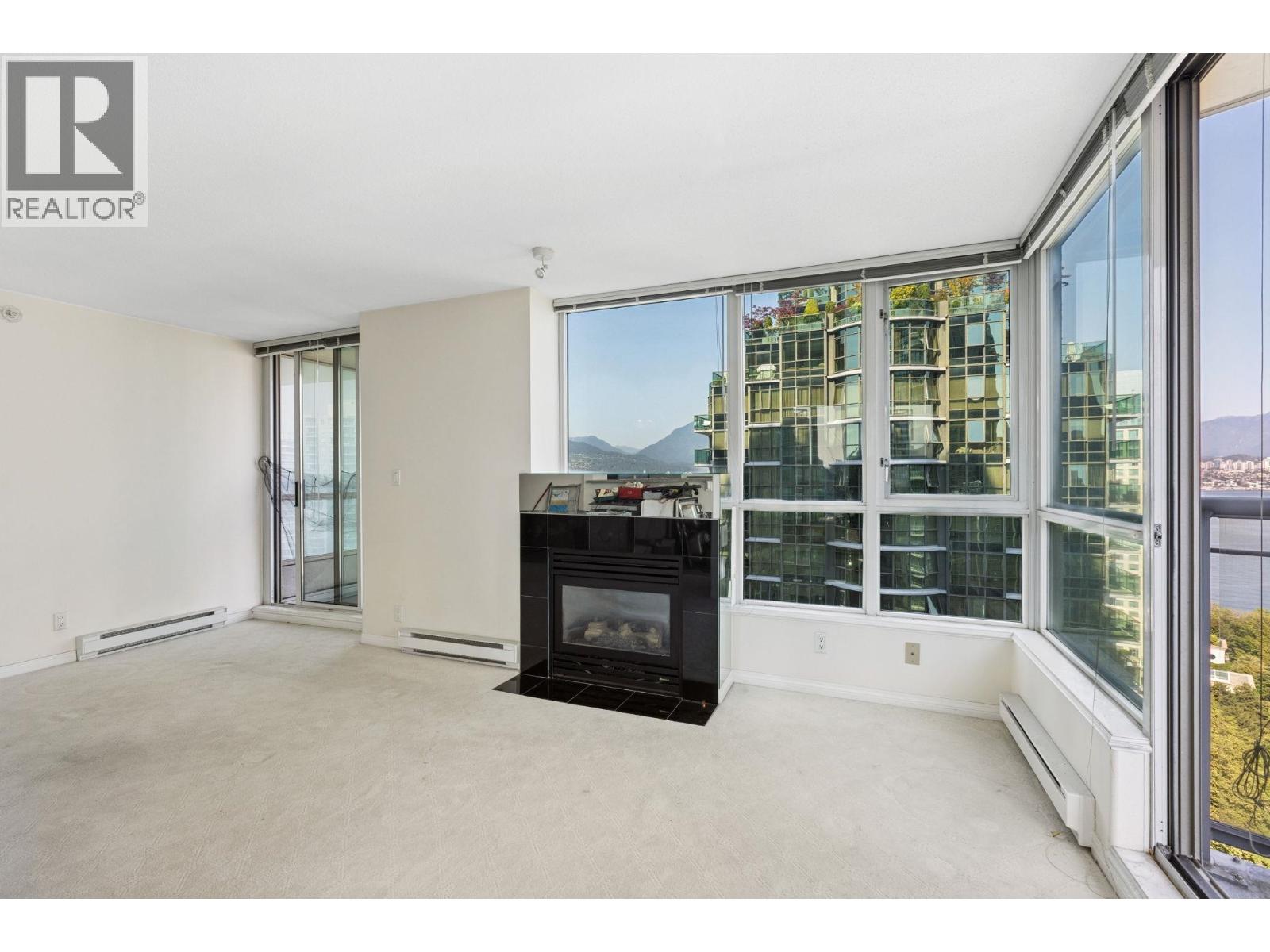 2507 1328 W PENDER STREET|Vancouver, British Columbia V6E4T1