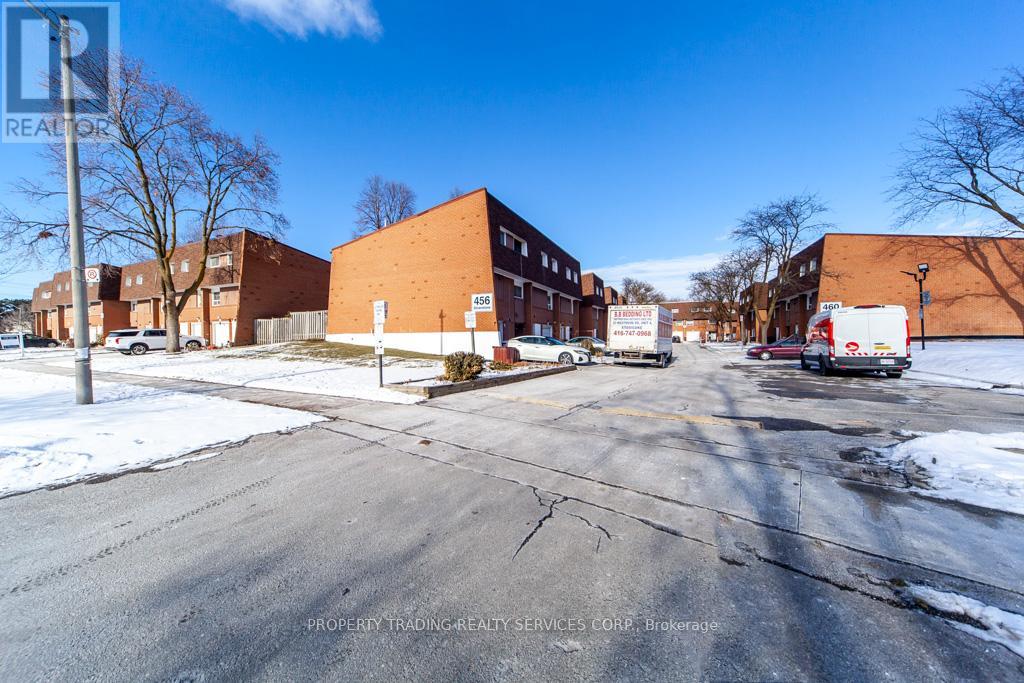 71 - 456 SILVERSTONE DRIVE|Toronto (West Humber-Clairville), Ontario M9V3K8