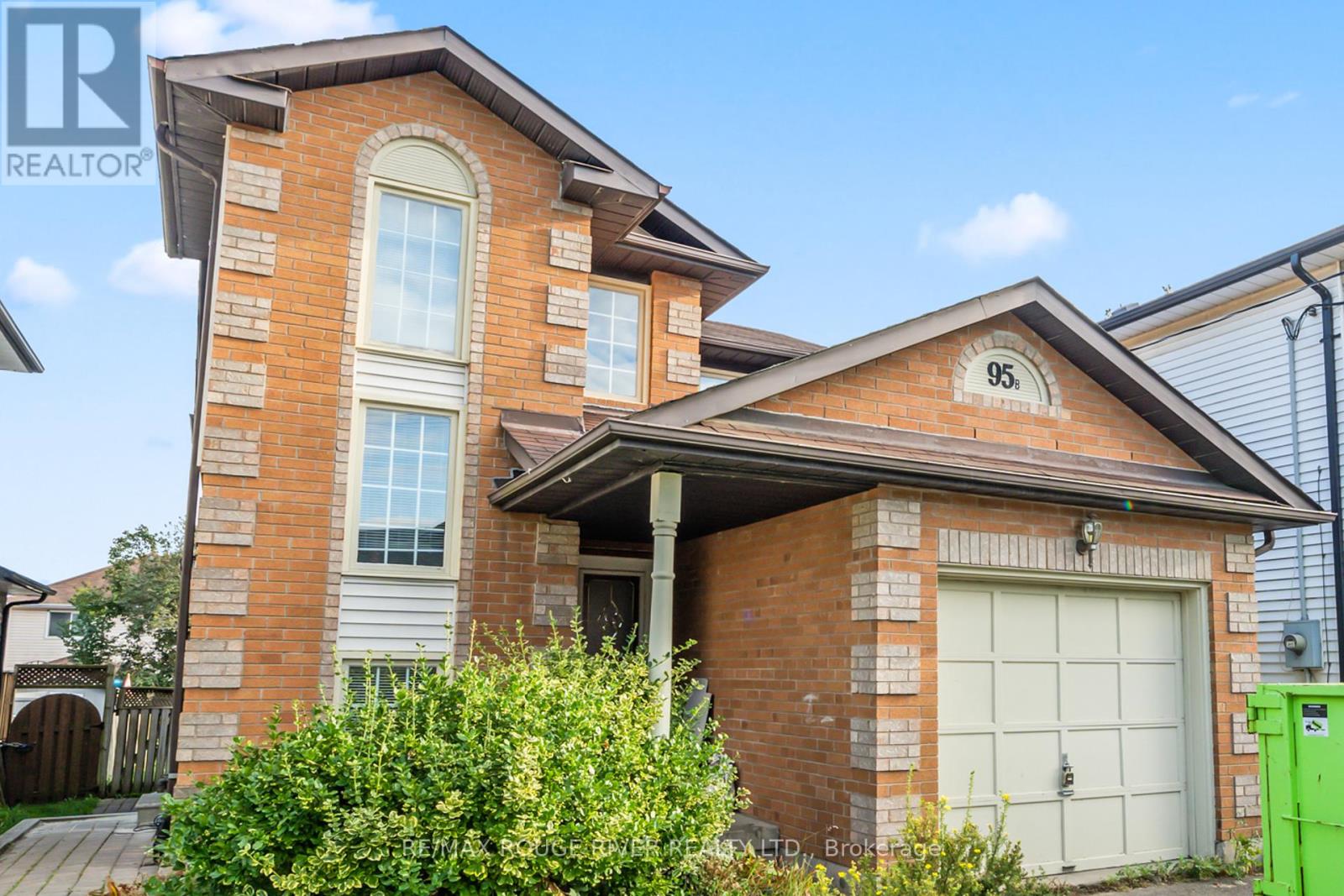 Property image for UPPER - 95 B CONCESSION STREET E|Clarington (Bowmanville), Ontario L1C4R8